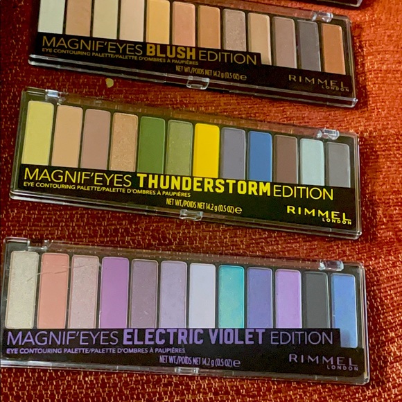 Rimmel eyeshadow pallets - Picture 1 of 2
